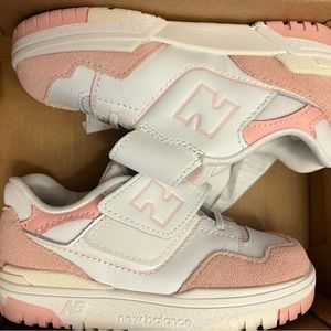 New Balance 550 NWT Size 9